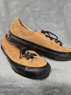 Brown Suede Low-Top Men’s Sneakers with Black Sole